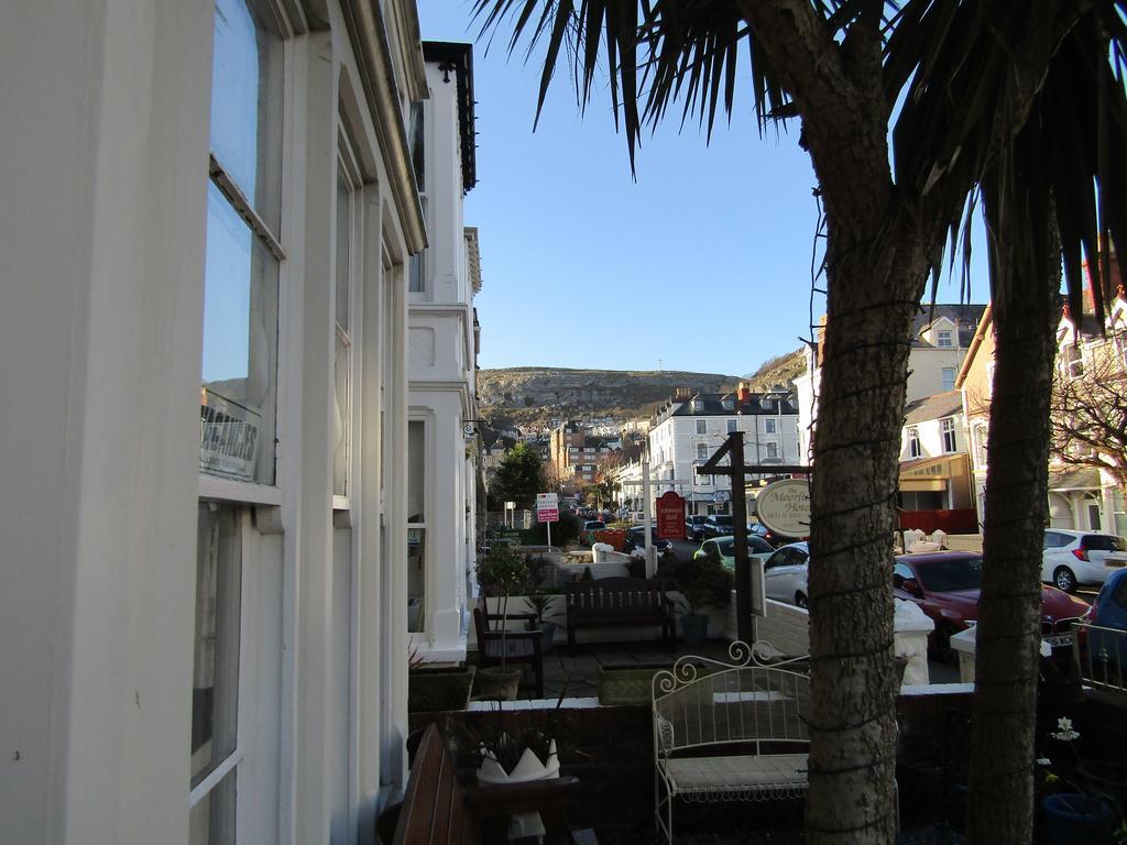 Harringtons At 14 Hotel Llandudno Exterior foto